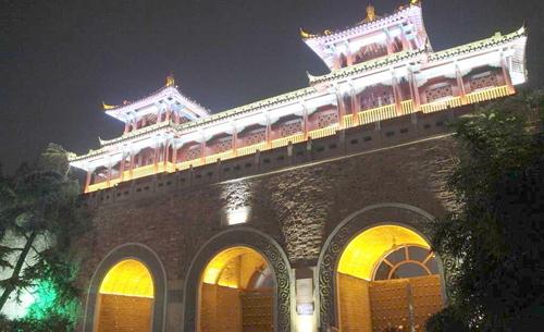 戶外LED投光燈保養(yǎng)注意事項(xiàng)